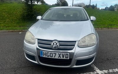 2014 Silver Volkswagen Jetta TDI SE 5STR